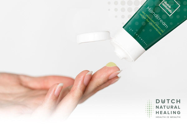 Adieu les mains sèches avec la crème pour les mains Au CBD: une poignée de soins